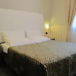 Hotell Laguna 3*