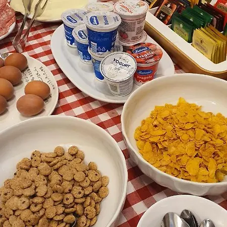 拉格纳住宅酒店 马格拉