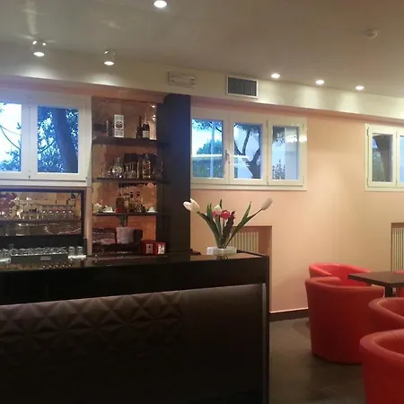 拉格纳住宅酒店 马格拉