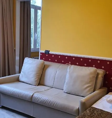 Laguna 3*