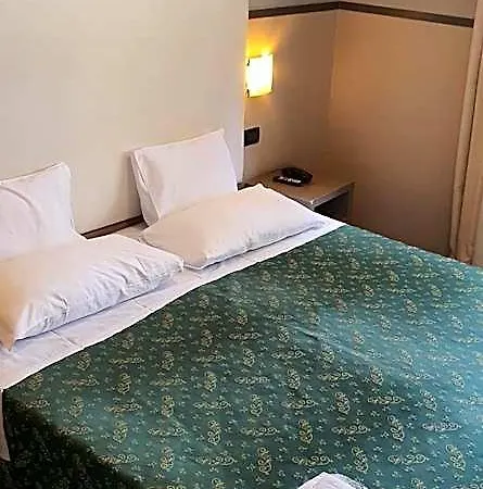 Hotel Laguna 3*
