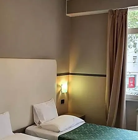 Laguna 3*