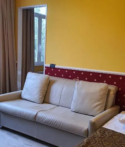 Laguna 3*